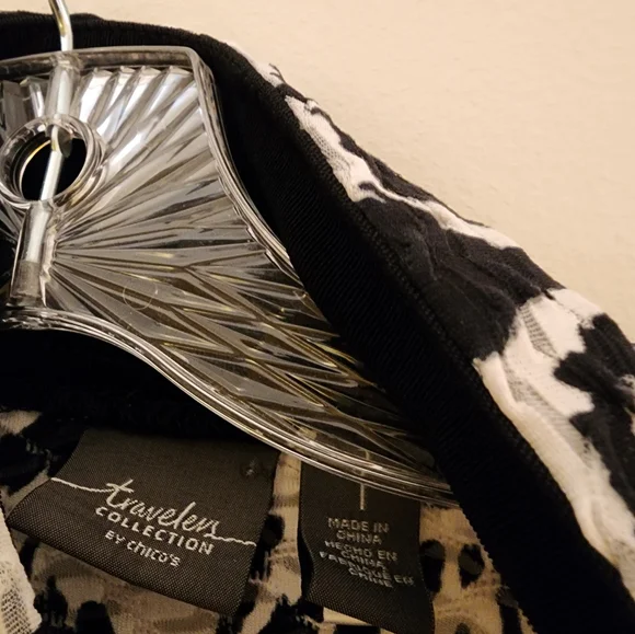 Chicos Travelers Elegant Black and White Women's 2 Piece Set - Picture 4 of 5